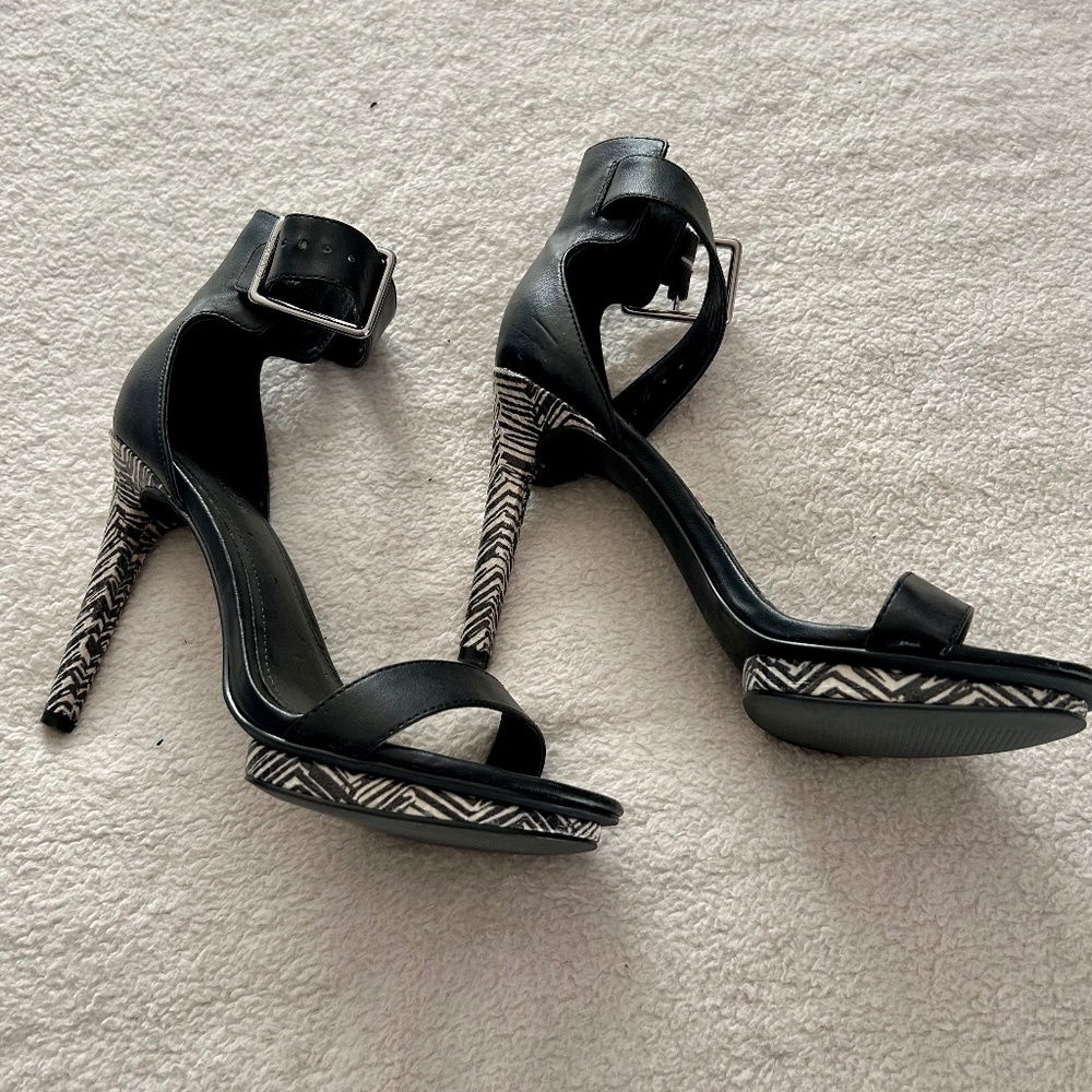 Zebra strip heel Calvin Klein Sandals